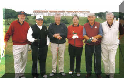 03GolfGroupA.jpg (83395 bytes)